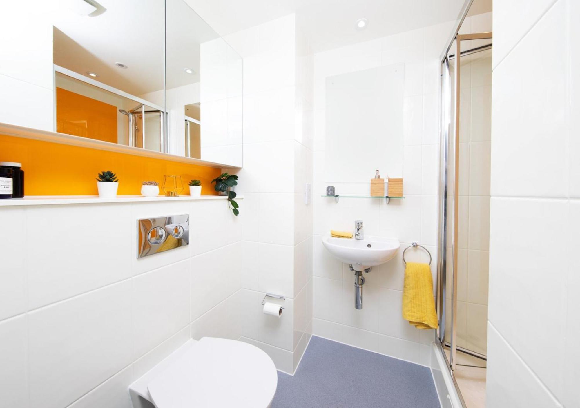 For Students Only Ensuite Bedrooms With Shared Kitchen At Cathedral Point In Γουίντσεστερ Εξωτερικό φωτογραφία